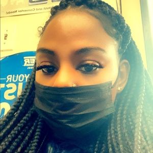 Meet your Posher, Danni